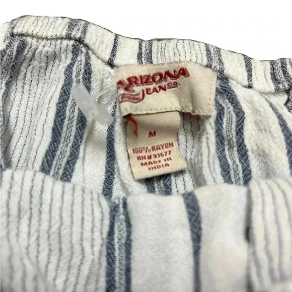 🌟 Arizona Jean off shoulder top sz M 🌟 - Picture 5 of 6